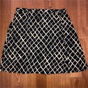 Pattern wrap mini skirt